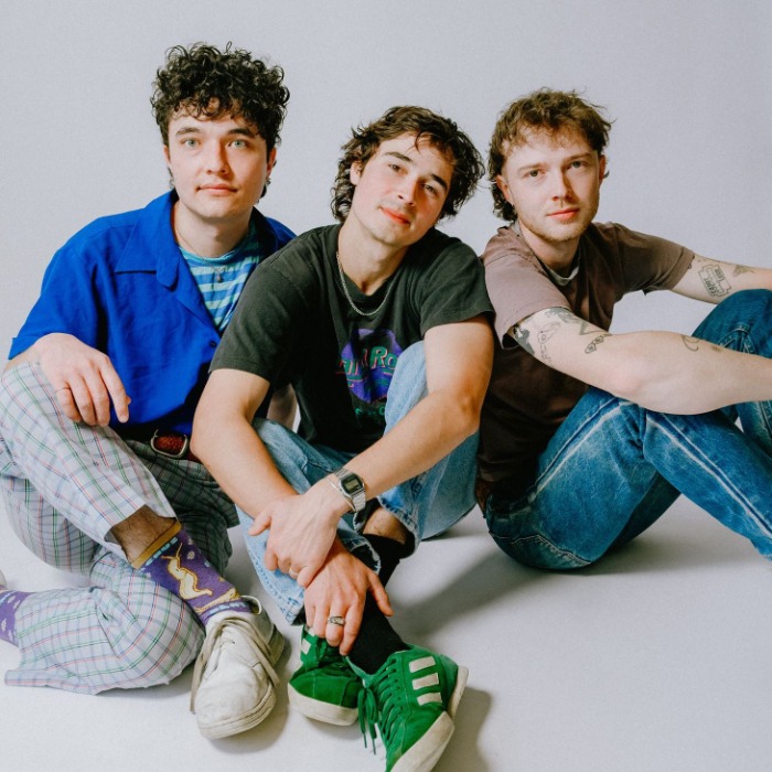 Naked Giants