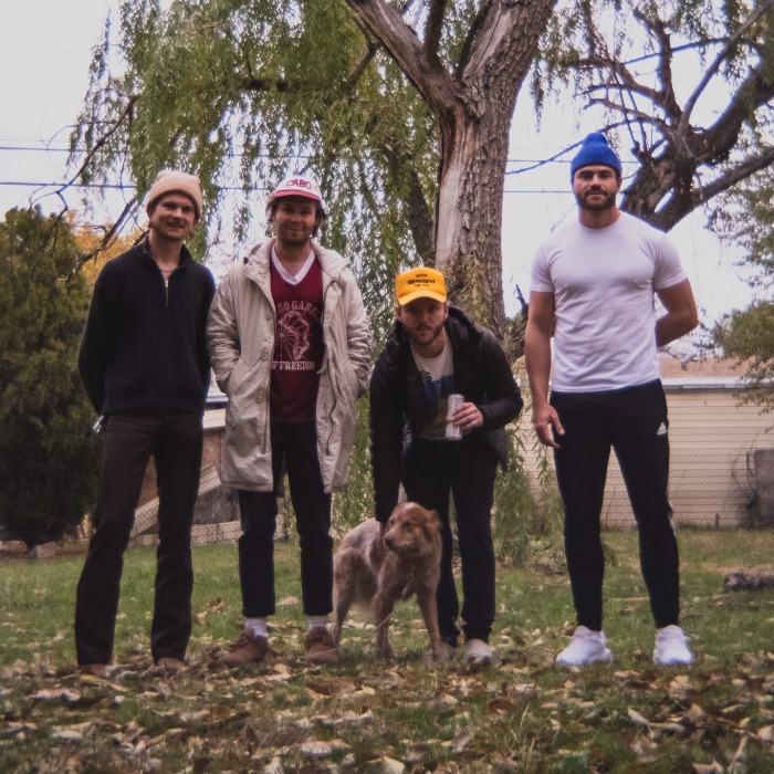 Strange Familia