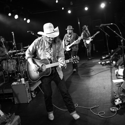 Tylor & the Train Robbers