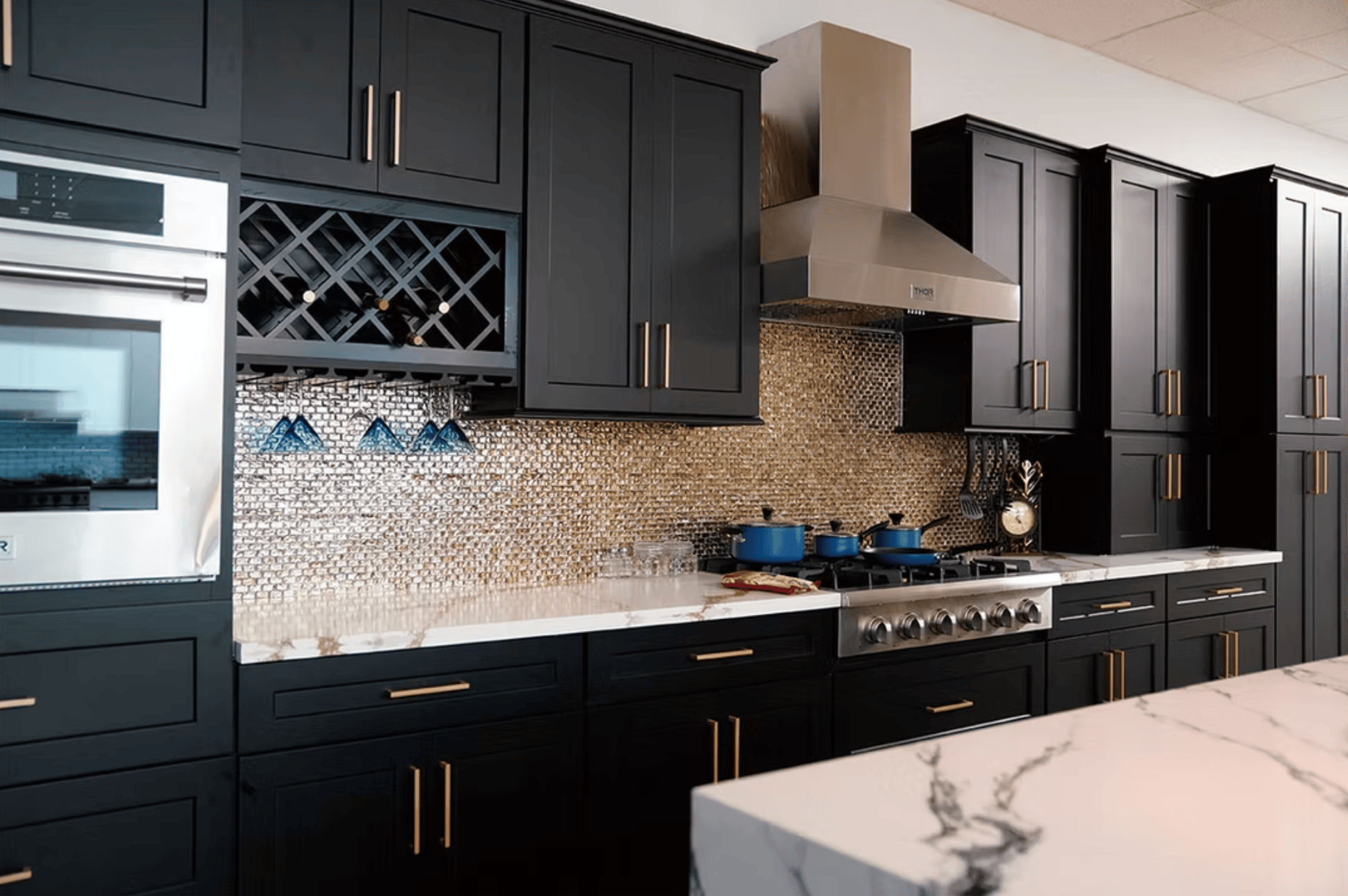 Midnight Black Shaker view 4