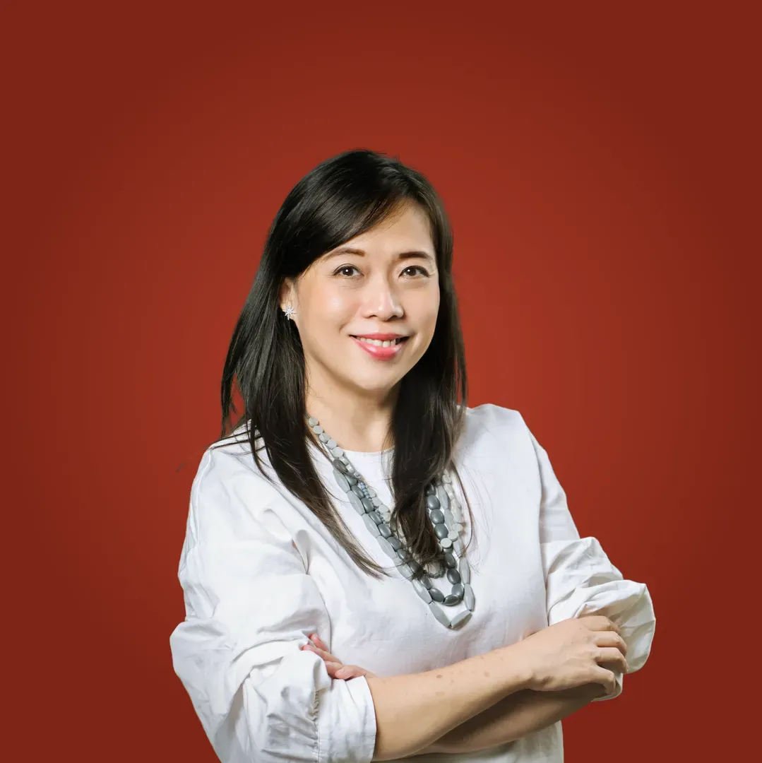 Loria Chirlian