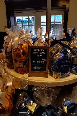 Ghirardelli Grand Gift Bag