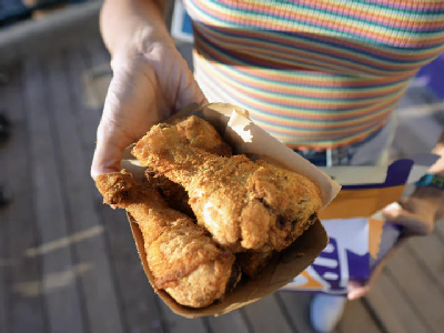 Chicken Drumstick Box — photo from a ParkEats review