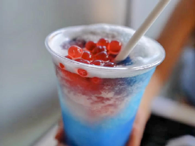 Experiment 0341: Red, White and Blue Slush - July 1 - 4 — photo from a ParkEats review