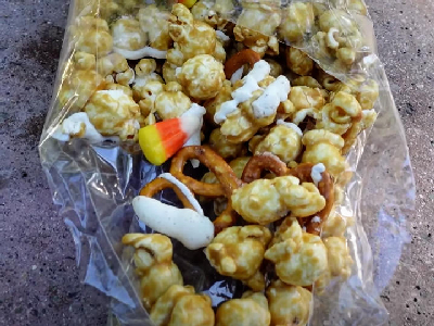 Goofy's Popcorn Mixup — photo from a ParkEats review