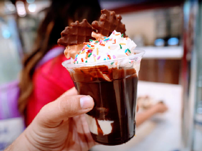Magical Sundae — photo from a ParkEats review