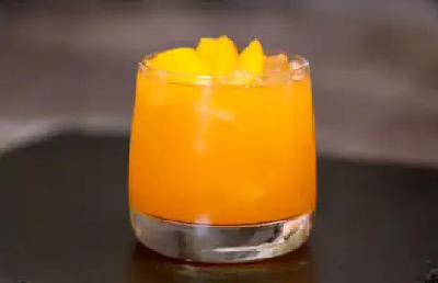 Peach Cobbler Cocktail — photo from a ParkEats review