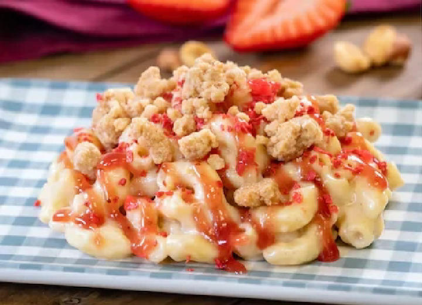 Peanut Butter & Jelly Mac with brown sugar streusel and strawberry crackle