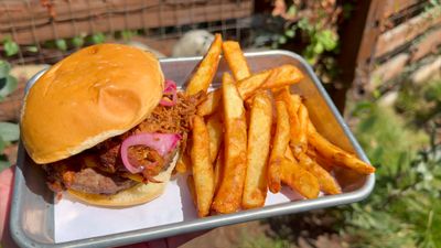 Smoked Angus Beef Burger with Pulled Pork — photo from a ParkEats review