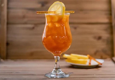 Spicy Honey-Apricot Cocktail