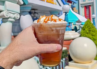 Toontown Fall Harvest Pumpkin Iced Tea — photo from a ParkEats review