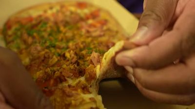 Buffalo Chicken Flatbread