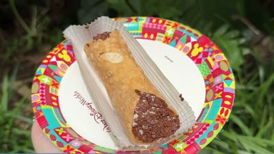 Cannoli — photo from a ParkEats review
