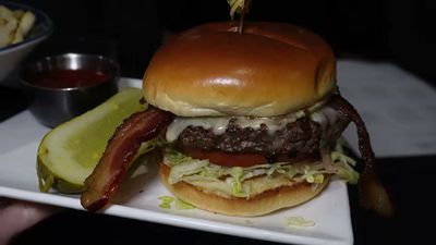 Gemini Burger