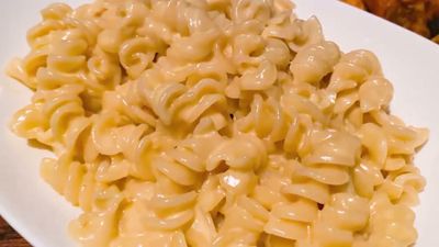 House-made Macaroni & Cheese