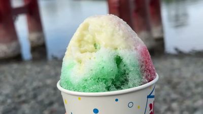 Kakigori with Two Flavors