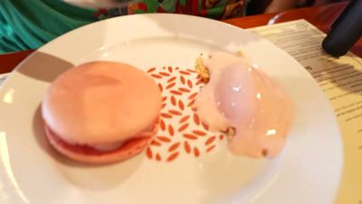 Macaron a la fraise