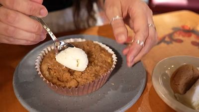 Plant-based Apple Cake with Plant-based Vanilla Gelato