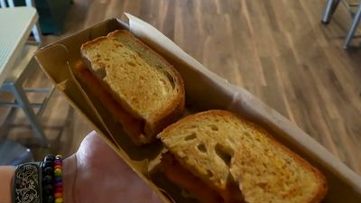 Plant-based Toasted Cheddar Sandwich
