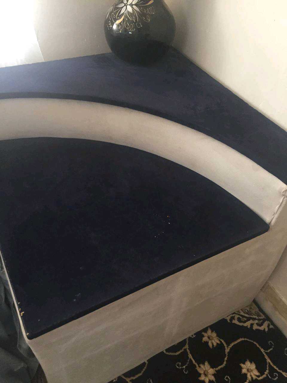 مبل هفده نفره