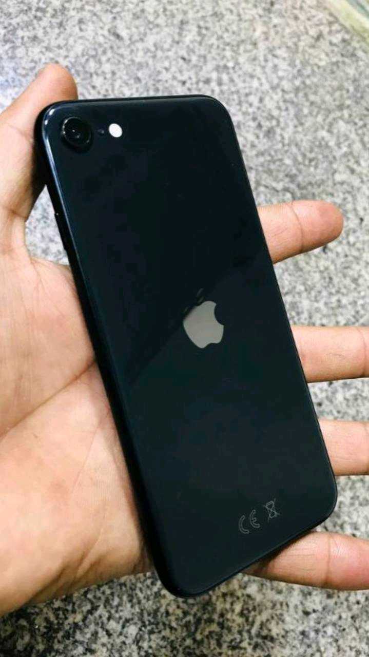 فروش آیفون اس ای2 iPhone SE 2