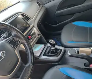 Hyundai Elantra 2017