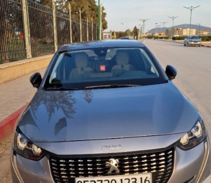 Peugeot 208 2023 Allure Pack