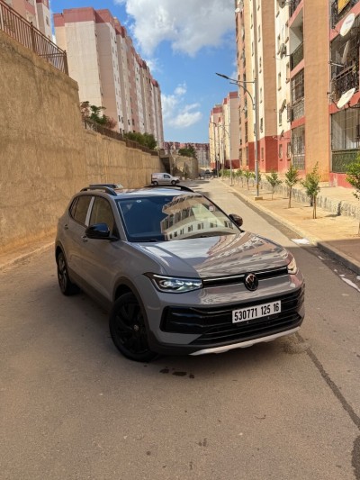 Volkswagen Tharu XR 2025 Sharp Edition