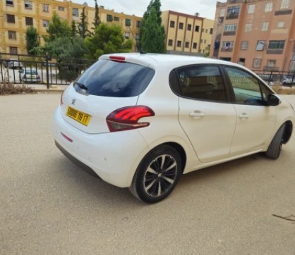 Peugeot 208 2019 Active Facelift