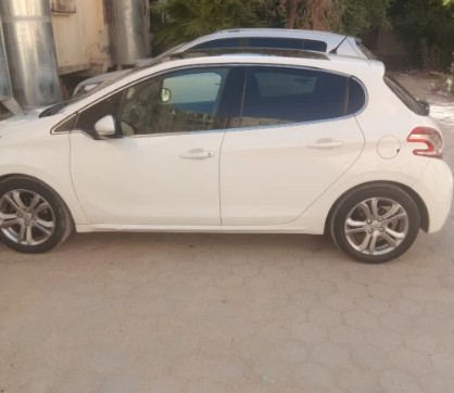Peugeot 208 2014 Allure