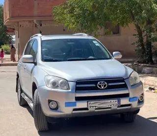 Toyota RAV4 2010