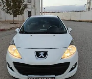 Peugeot 207 2012 Fennec
