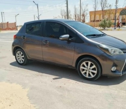 Toyota Yaris 2017 Lounge CVT
