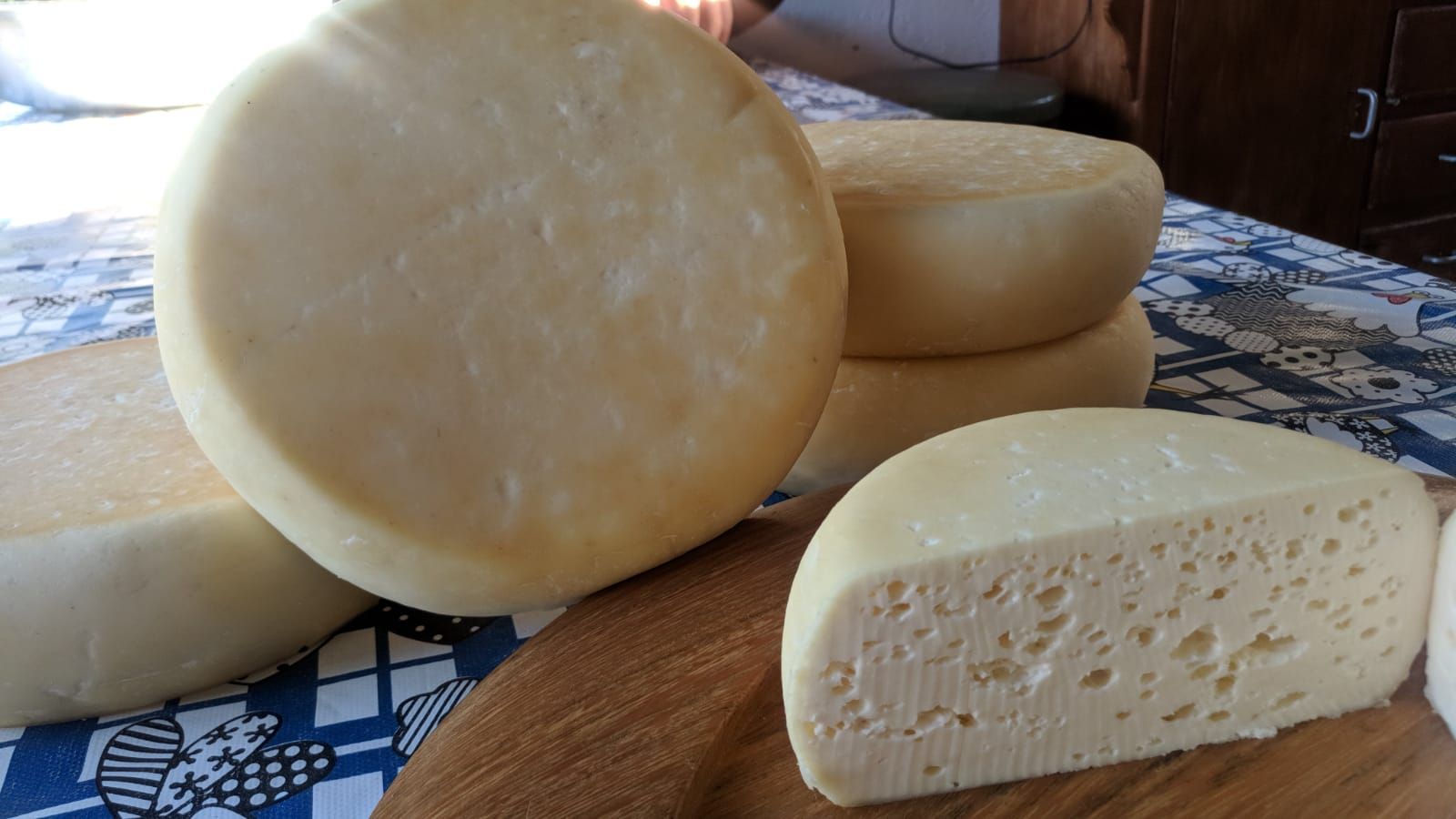 Queijo Furadinho Grande
