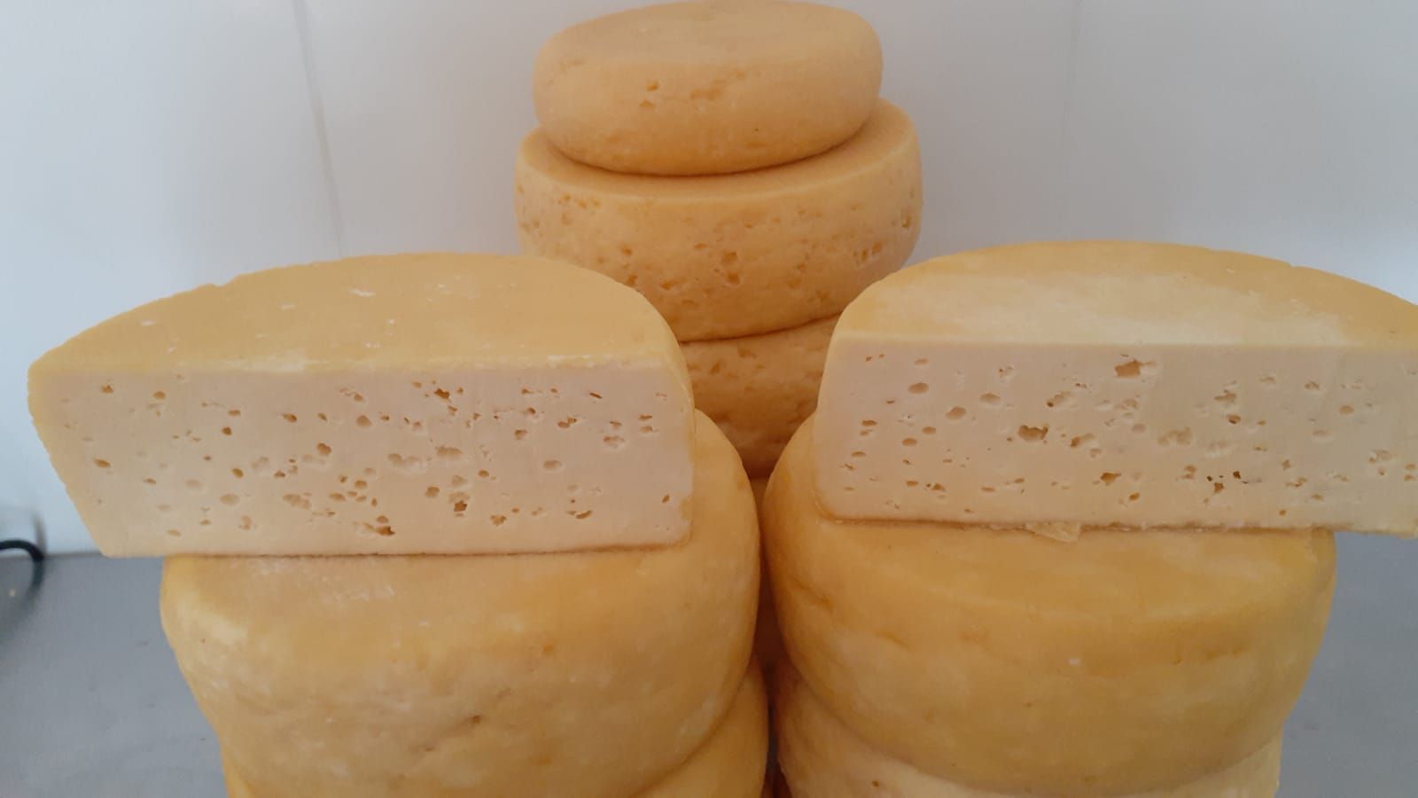 Queijo Furadinho Grande