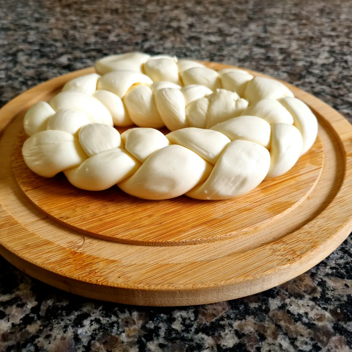 Queijo Trançado - imagem 2 de 3
