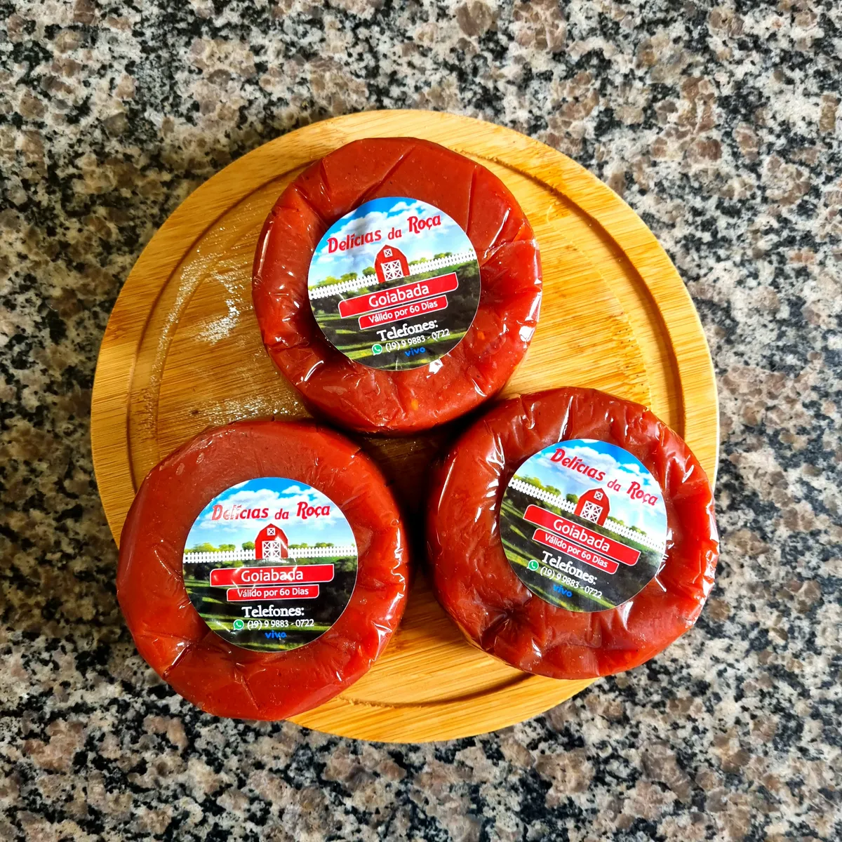 Goiabada cascão - Produto artesanal da Delícias da Roça