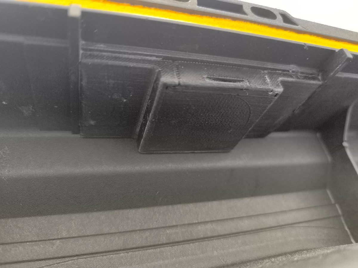 STANLEY CACHE AIRTAG X 1