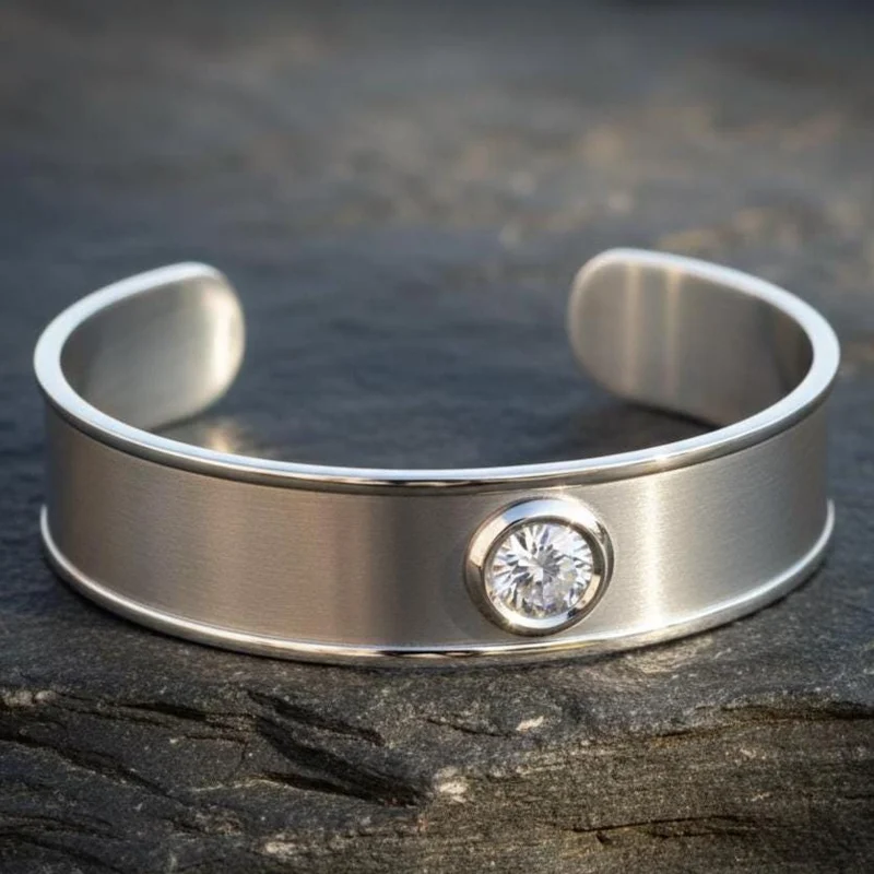 Modern Men’s Silver Cuff