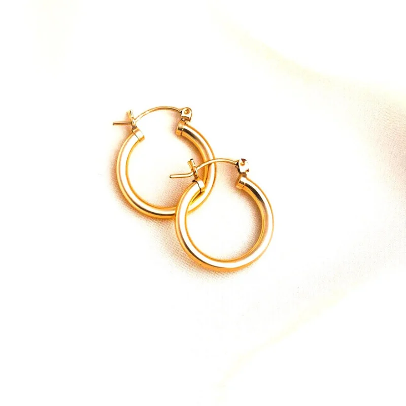Chunky gold earrings