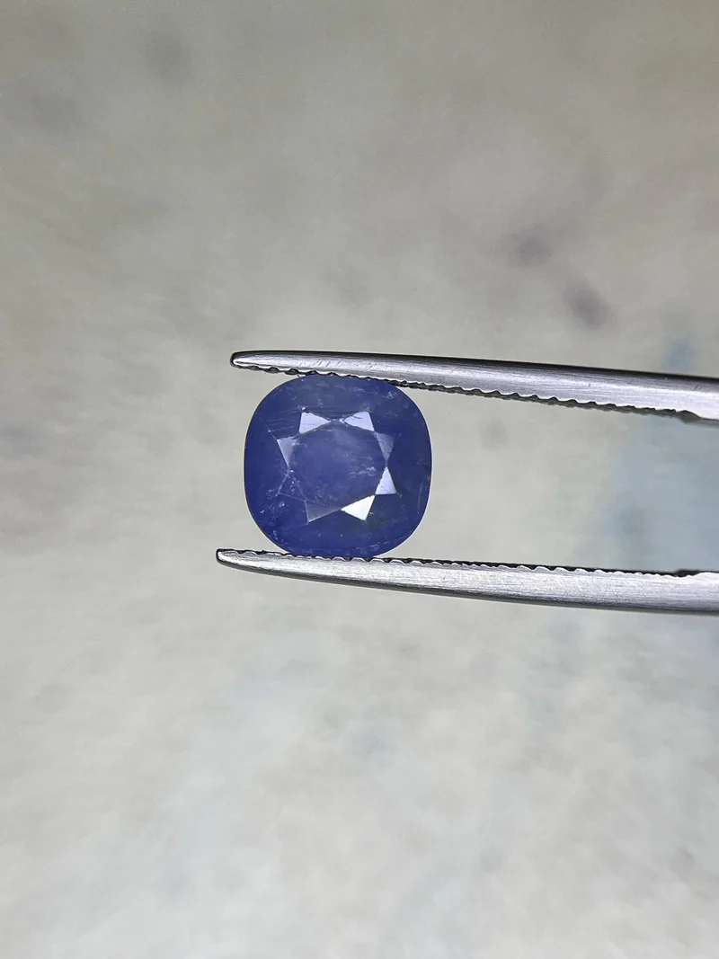 Natural Unheated Blue Sapphire 3.60 ct
