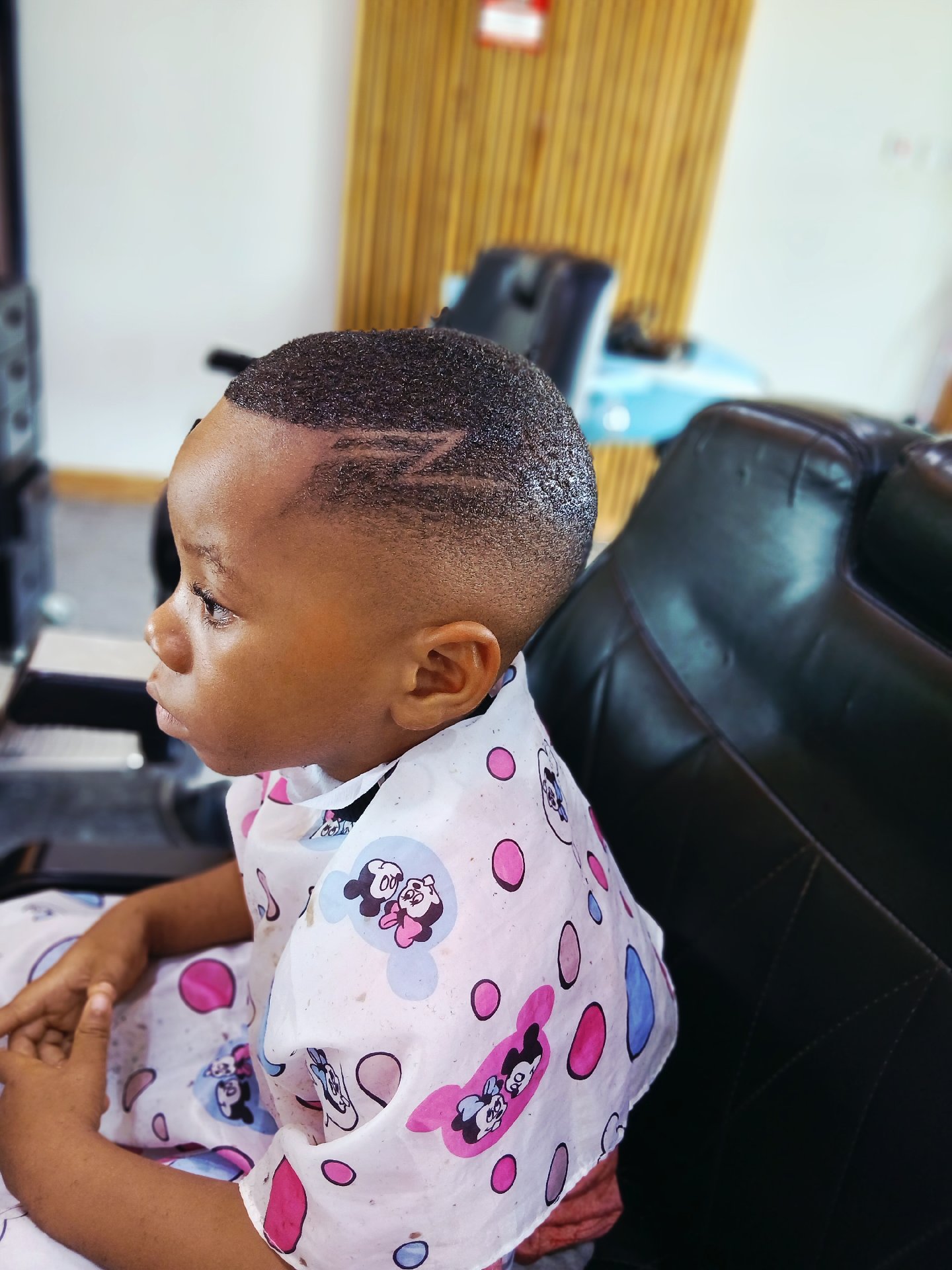 EMPIRE BARBER SHOP