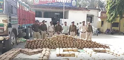 छत्तीसगढ़ पुलिस की बड़ी कार्रवाई  517 किलो गांजा से भरा ट्रक जब्त