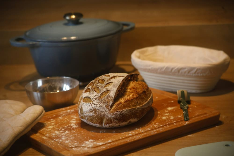 Cortes e marcações no pão: Técnicas e importância (Grignage e lâminas de corte) - Doce na Medida