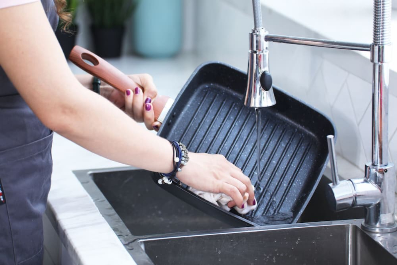 Dicas de como lavar os utensílios de cozinha da melhor forma - Doce na Medida