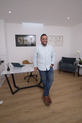 Foto de el Dr. Luis Jorge Strauss Neuman
