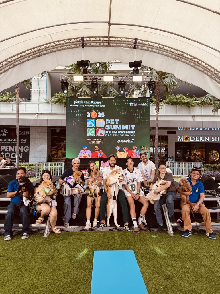 Dog Yoga @ Pet Summit Philippines