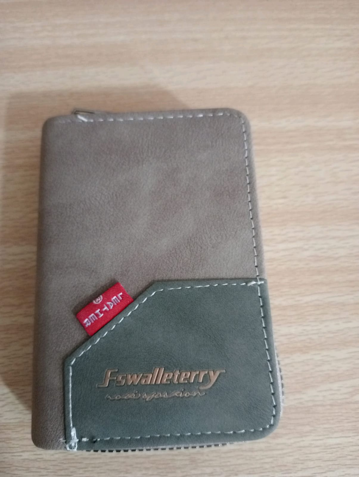 Fswalleterry for men