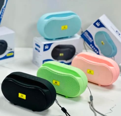 Bluetooth Mini W15 Portable Super bass Speaker and 800mh Batrrery