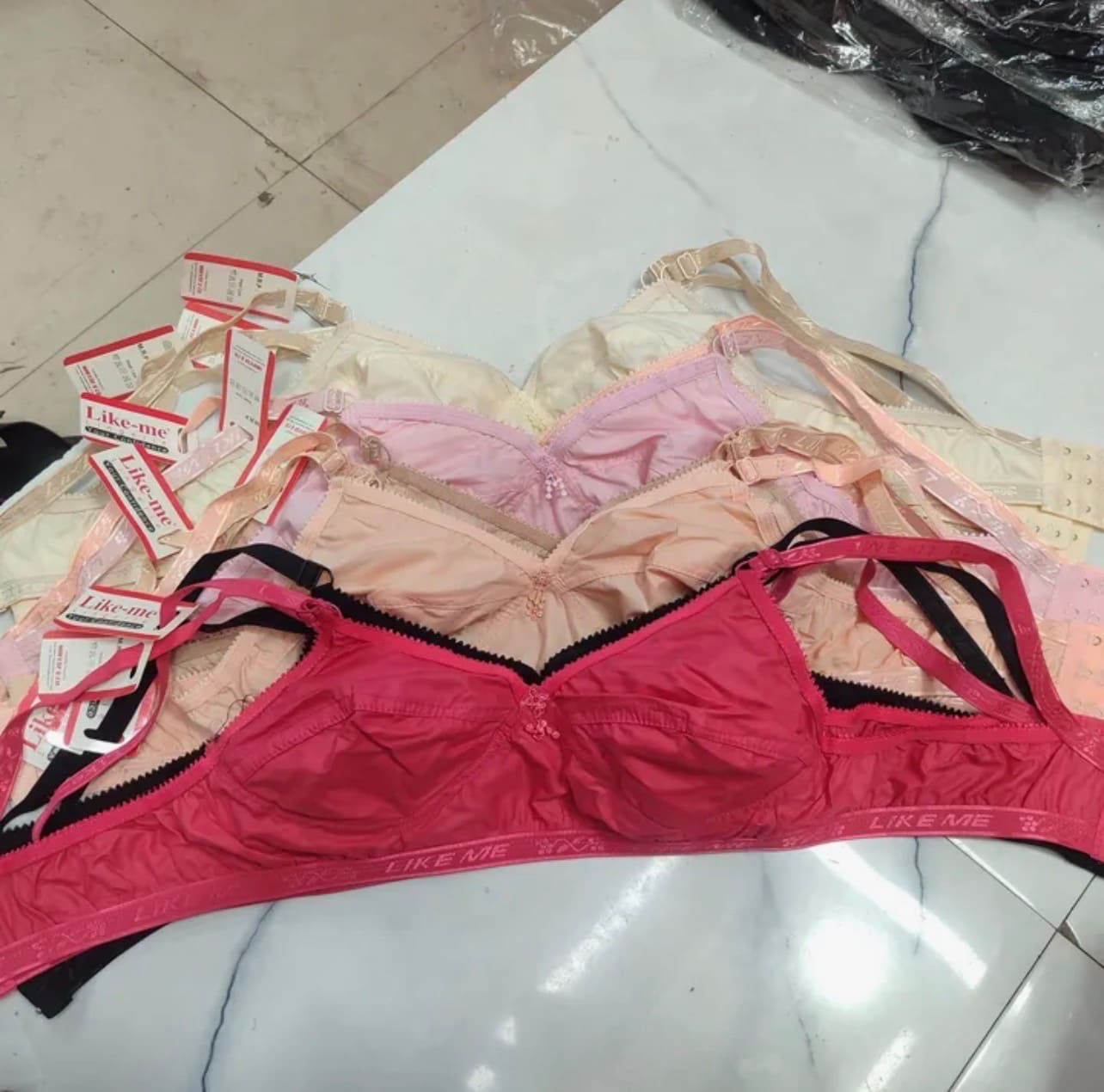 4 Pieces Indian Like Me Bra Multi Color Premium Quality Women's Bra Indian Style Me Bra Very Comfortable